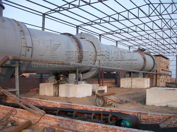 伊朗客戶現(xiàn)場(chǎng)考察陶?；剞D(zhuǎn)窯生產(chǎn)線